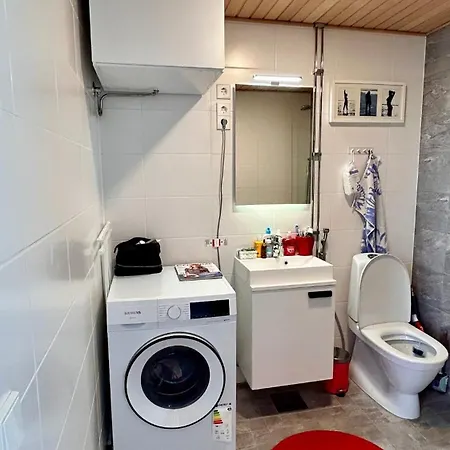 아파트 Modern Nest In Great Location 반타