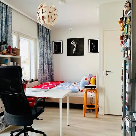 Modern Nest In Great Location *